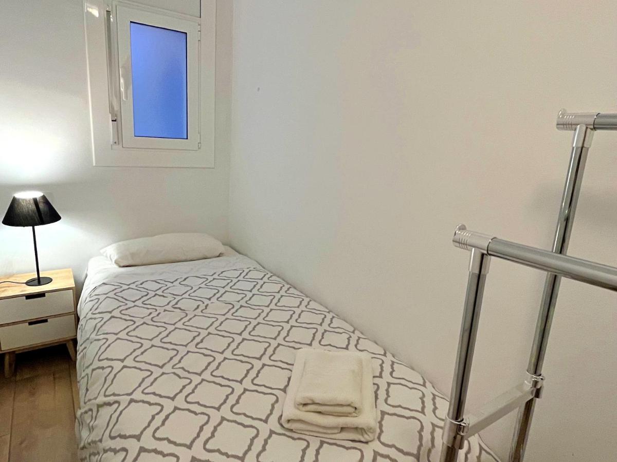 Apartamento Cerca De La Playa Blanes Buitenkant foto