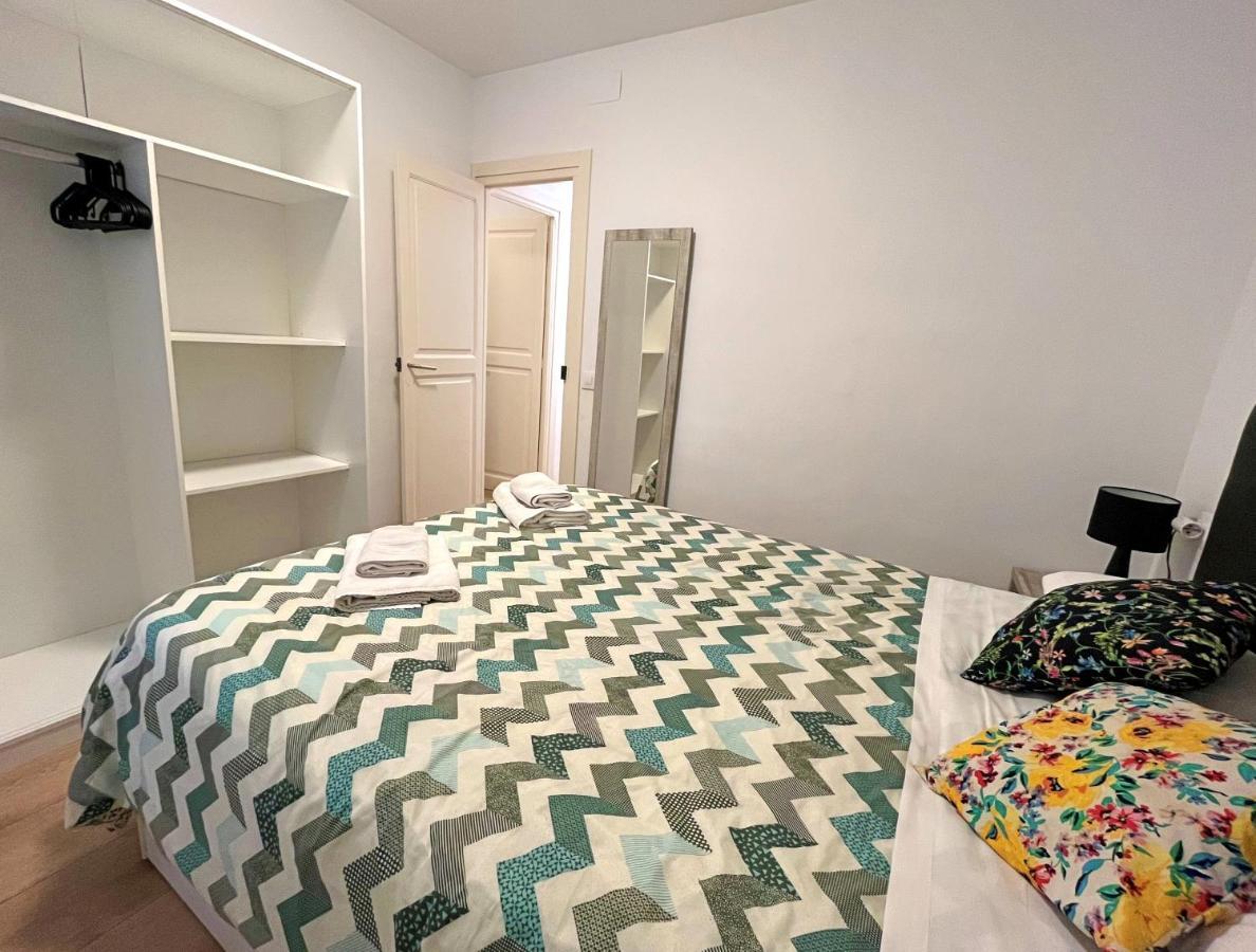 Apartamento Cerca De La Playa Blanes Buitenkant foto